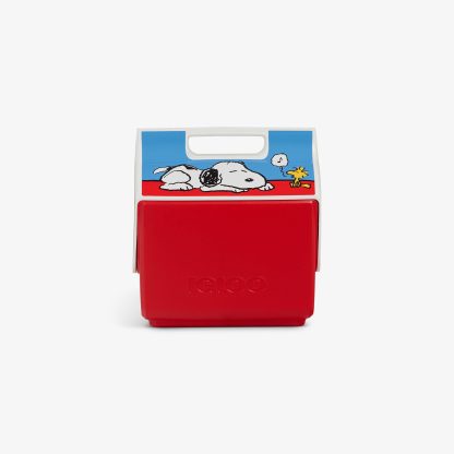 Igloo Snoopy’s Doghouse Little Playmate 7 Qt Cooler